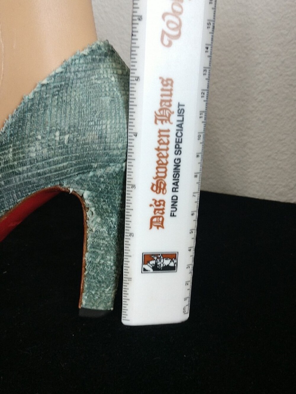 Women's Teal Textured Mary Jane Heels with Bow - Picture 2 of 4